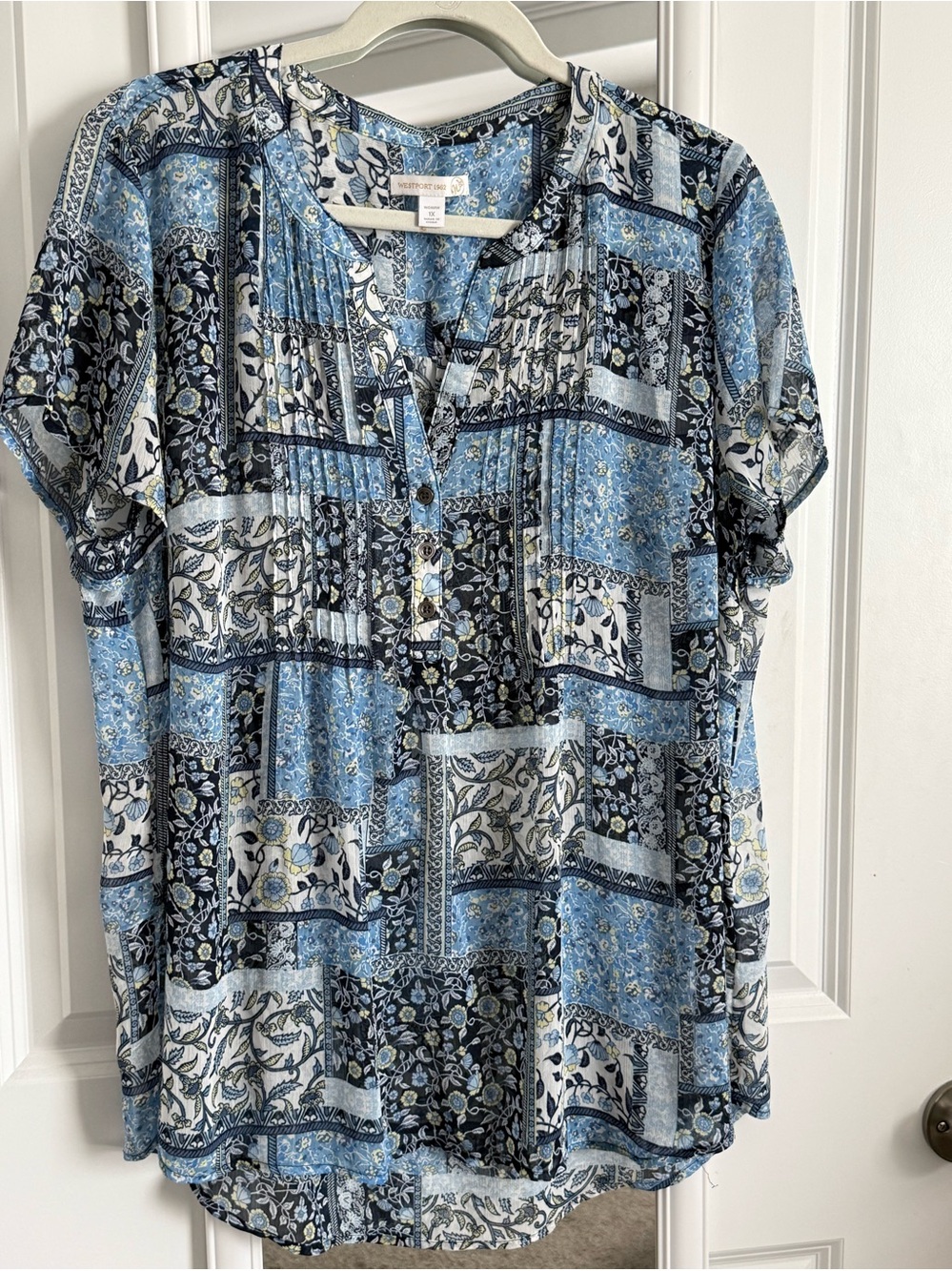 West Port 1962 1X blouse